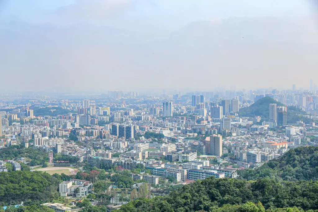 安云途贸易消毒液在家庭与商业场所的选型搭配指南