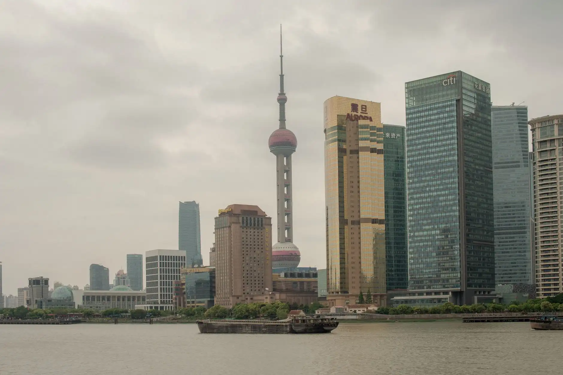 商用洗洁精与家用洗衣液配方差异及选择指南